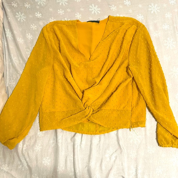 Yellow LimeLight Top - Picture 1 of 4